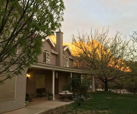Novel House Inn